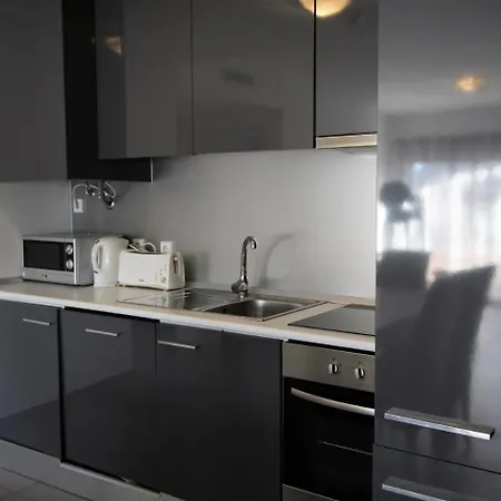 T1 Da Rocha / Paraíso Sol Da Rocha *